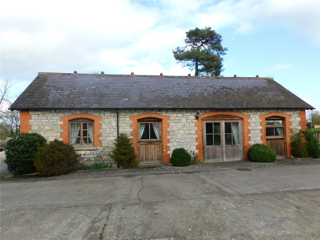 Property photo 1 of 18 Picture No. 24