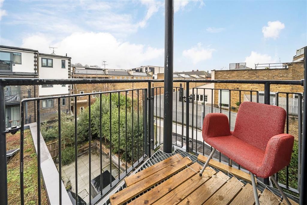 Property photo 3 of 5