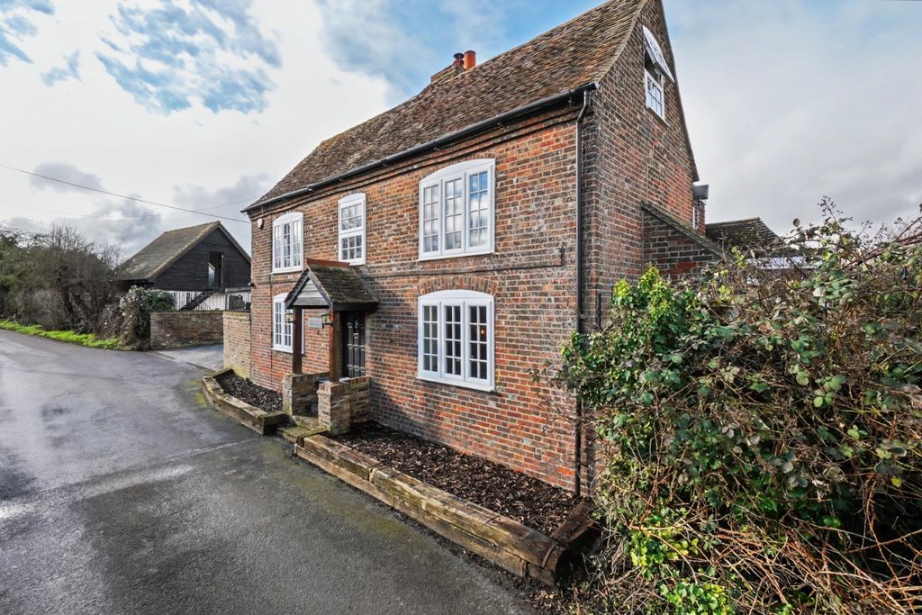 Property photo 2 of 38 4849884