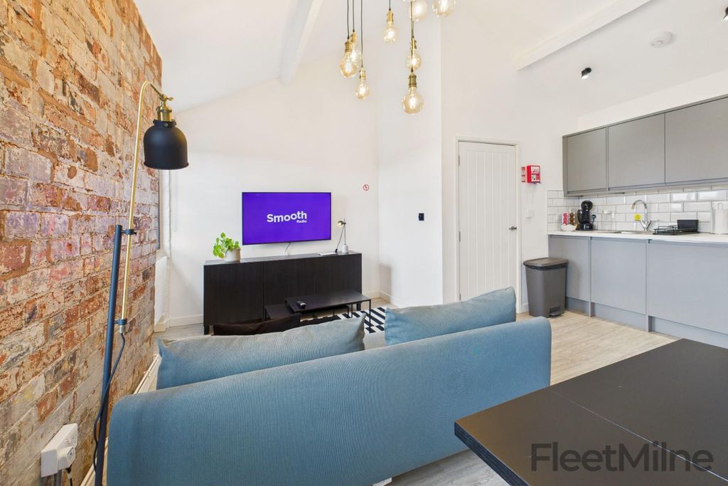 Property photo 3 of 16 Living/Dining Room