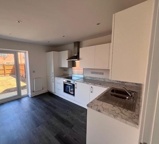 Property photo 3 of 4 Kitchen
