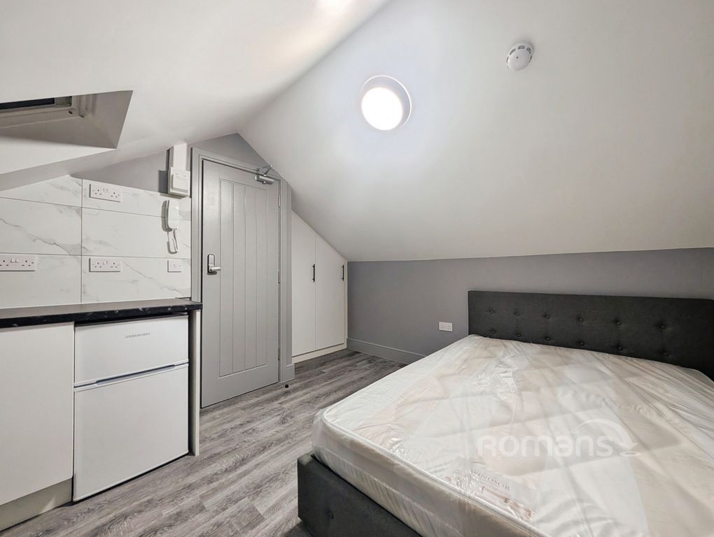 Property photo 1 of 5 Pbox-Img.Jpg