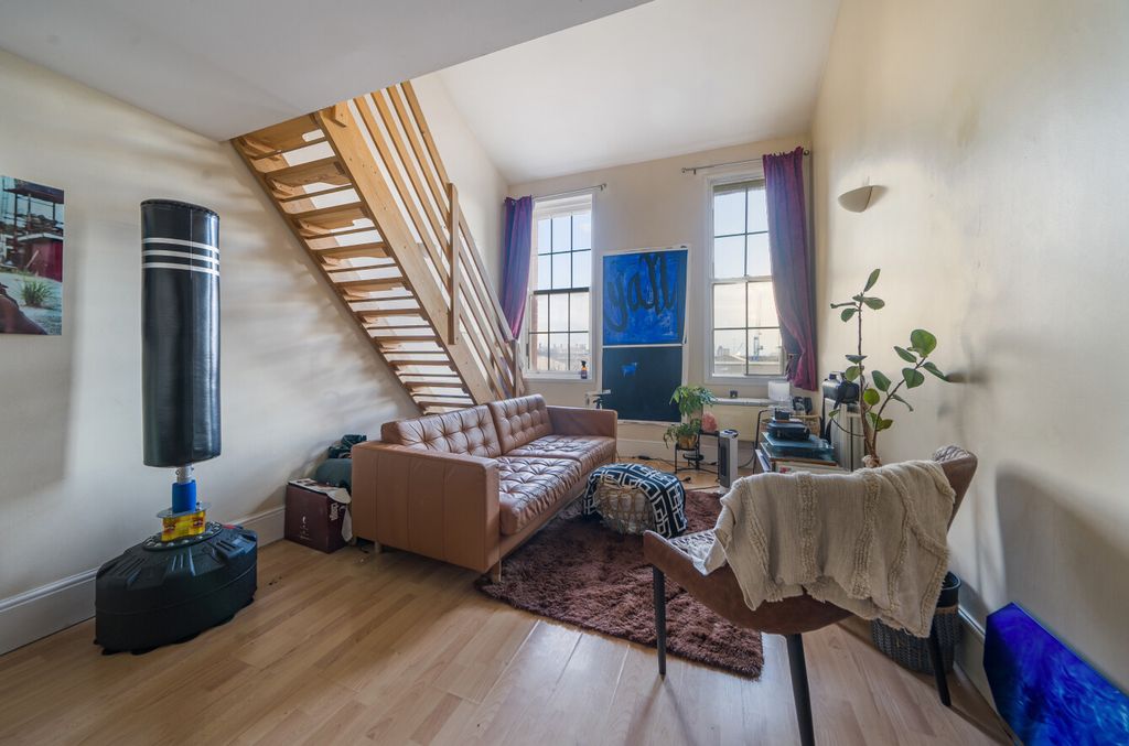 Property photo 2 of 9 1255941 (12).Jpg
