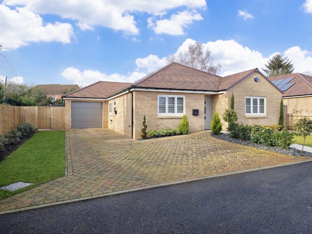 Property photo 2 of 18 Media Image 01