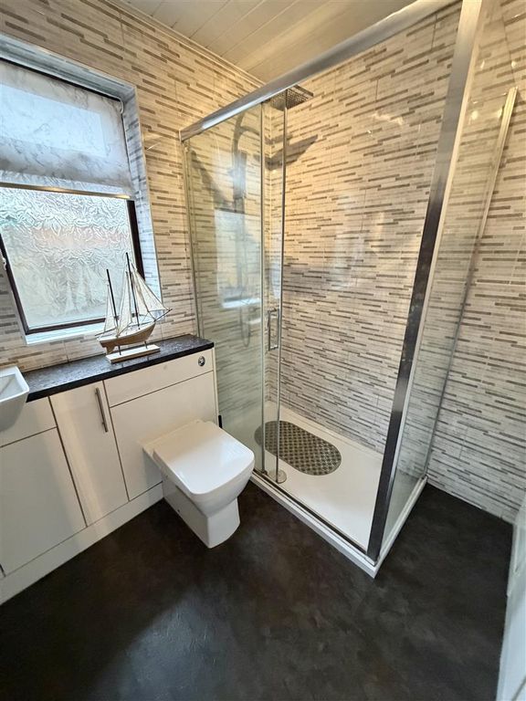 Property photo 2 of 11 Shower Room