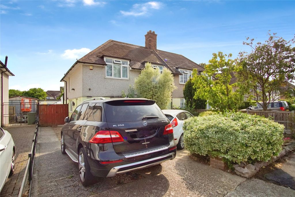 Property photo 1 of 20 Picture No. 08