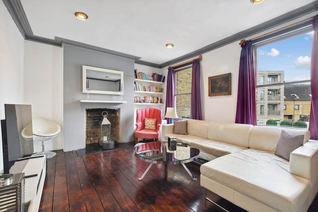 Property photo 1 of 16 2 Bedroom Flat For Rent