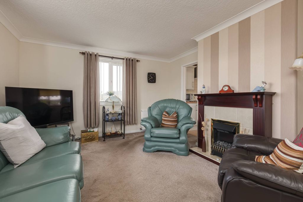 Property photo 3 of 18 Property Image 3