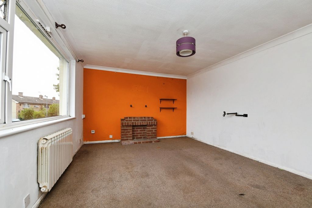 Property photo 2 of 11 Photo