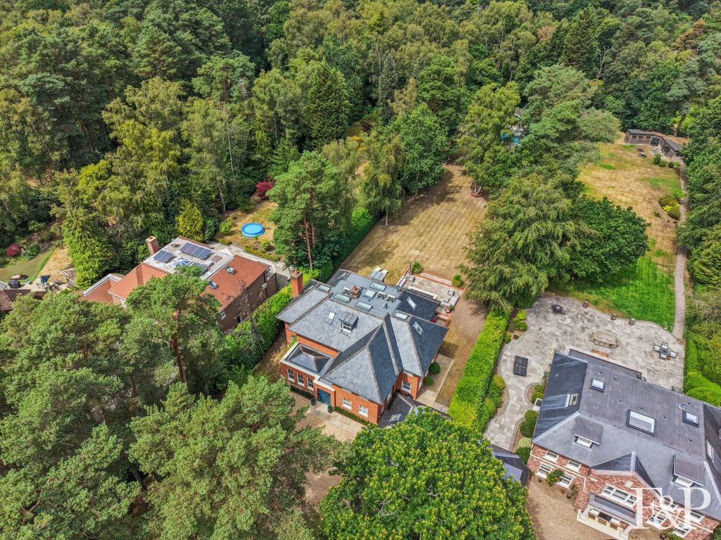 Property photo 2 of 34 5188175