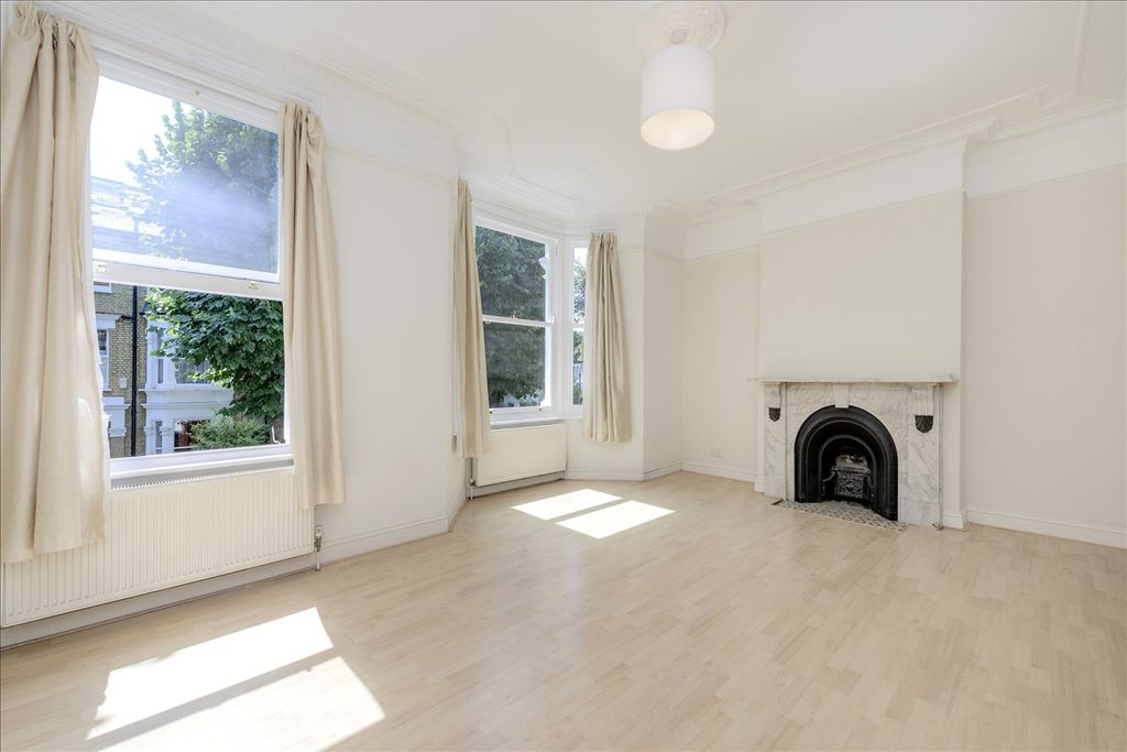 Property photo 1 of 10 Main Picture