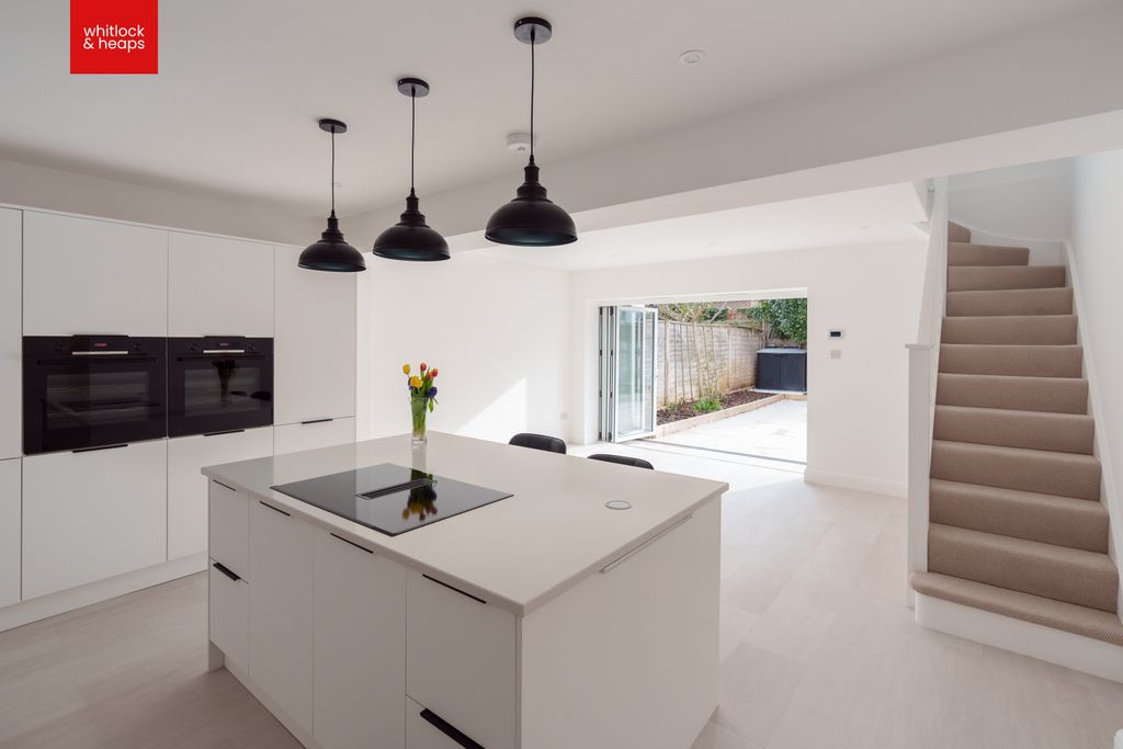 Property photo 2 of 30