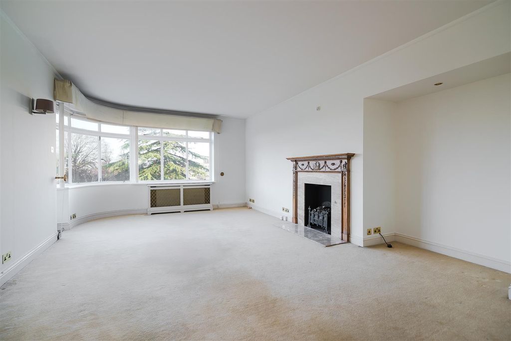 Property photo 2 of 11 1.Jpg