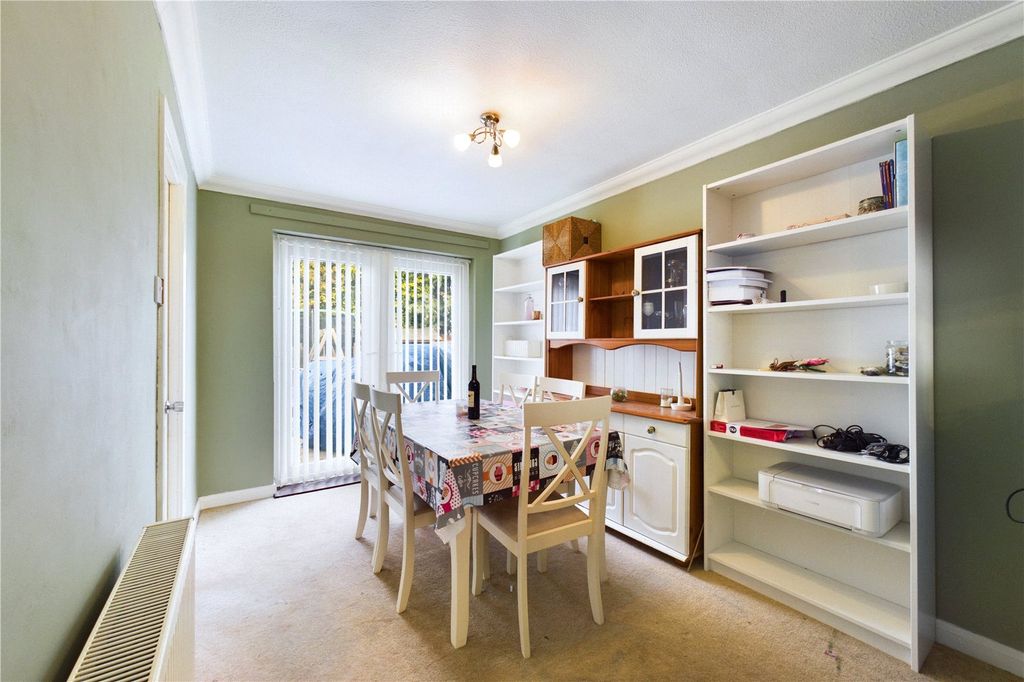 Property photo 3 of 10 Dining Room