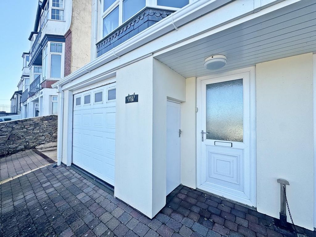 Property photo 2 of 30 4.Jpg