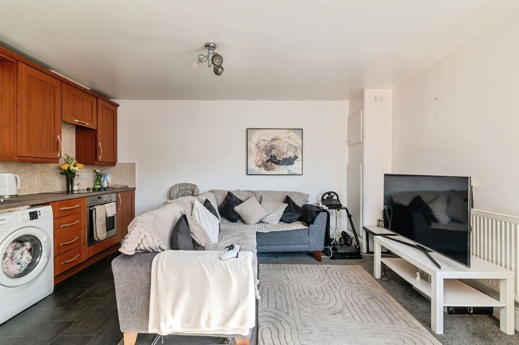 Property photo 2 of 14 Pbox-Img.Jpg
