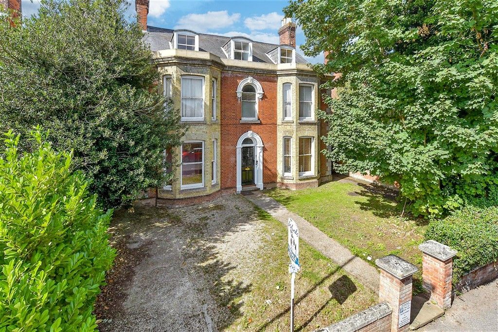 Property photo 1 of 9 Front Elevation (Web)