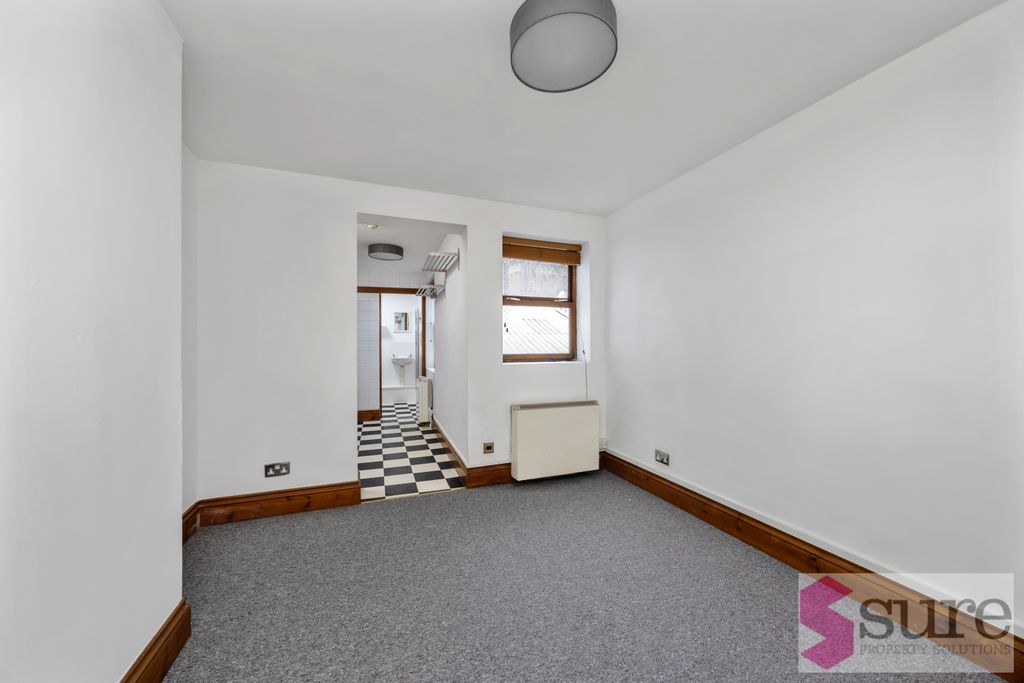Property photo 3 of 17 Beaconsfield Road, 63, Flat 4-007