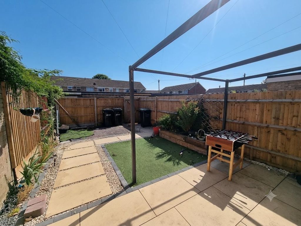 Property photo 3 of 10 Garden