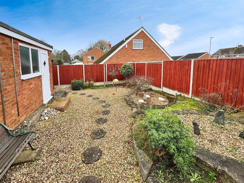 Property photo 2 of 10 Garden