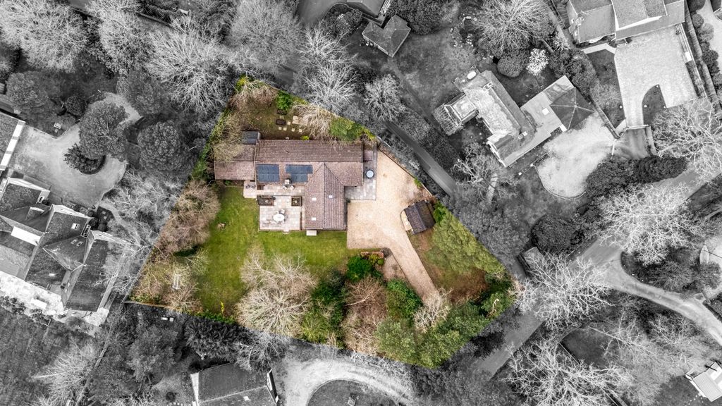 Property photo 1 of 23