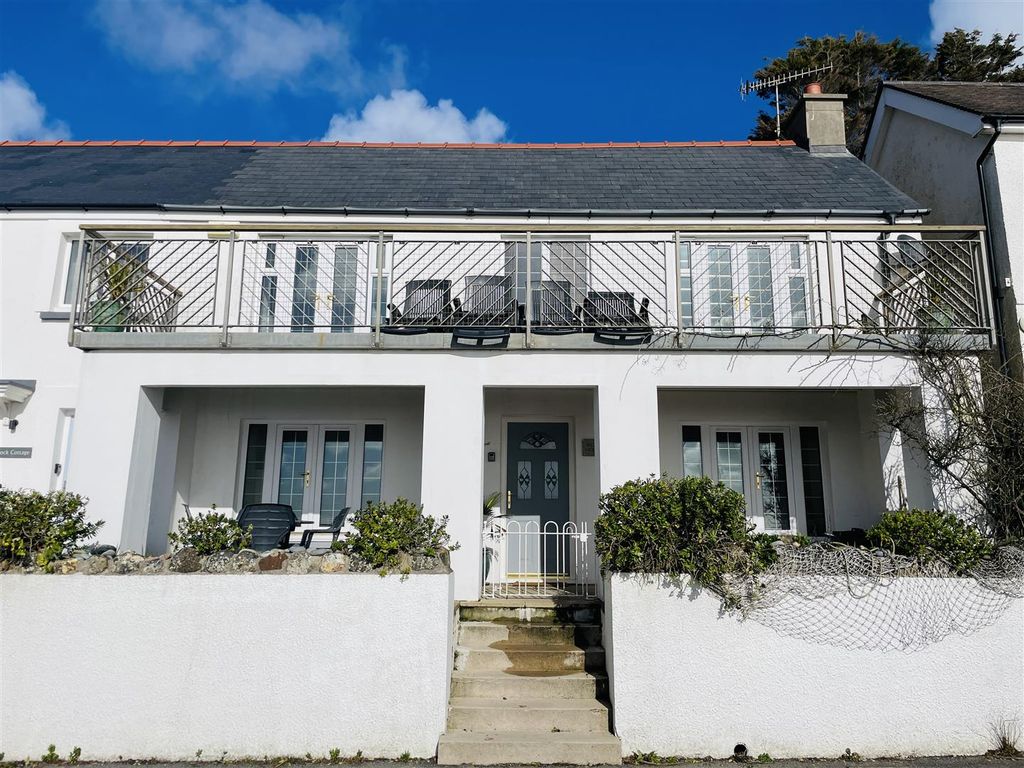Property photo 1 of 35 Externally
