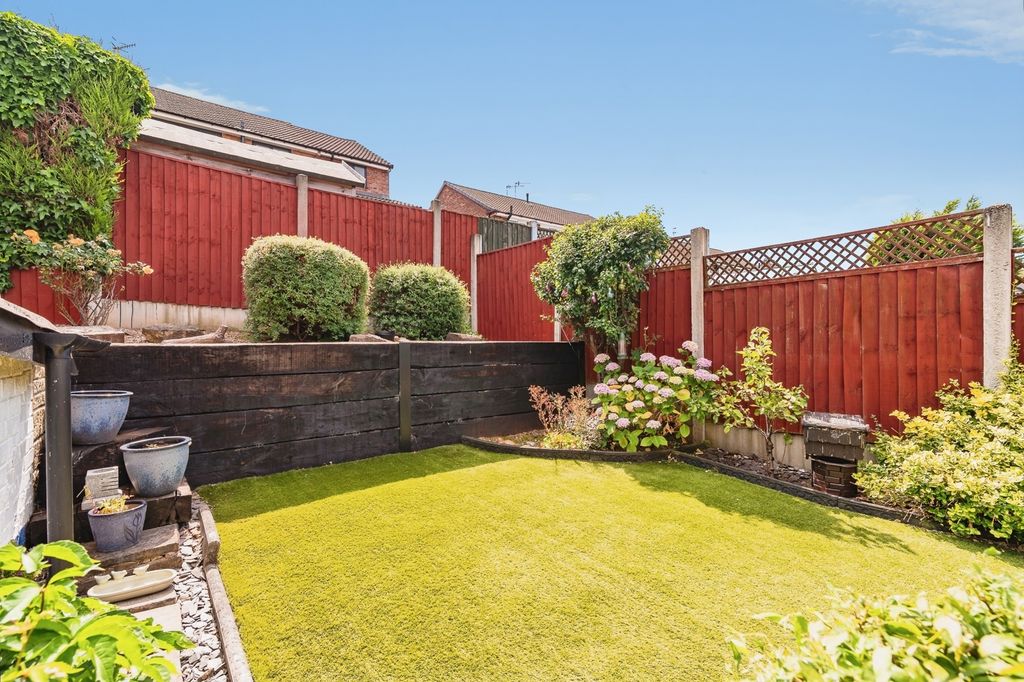 Property photo 2 of 17 Pbox-Img.Jpg