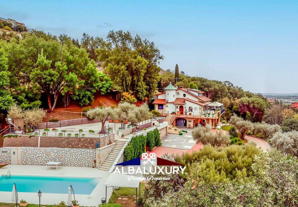 Property photo 1 of 38