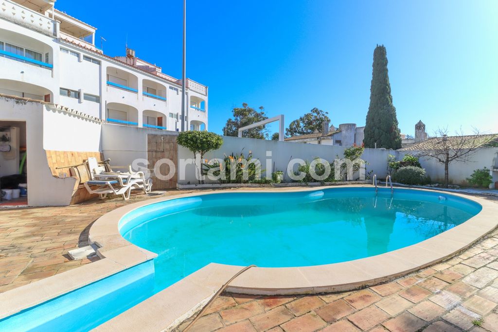 Property photo 2 of 39