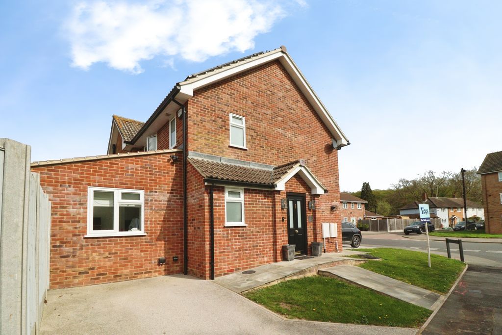 Property photo 1 of 16 Photo #1