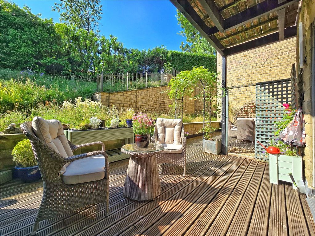 Property photo 2 of 31 Private Rear Terrace