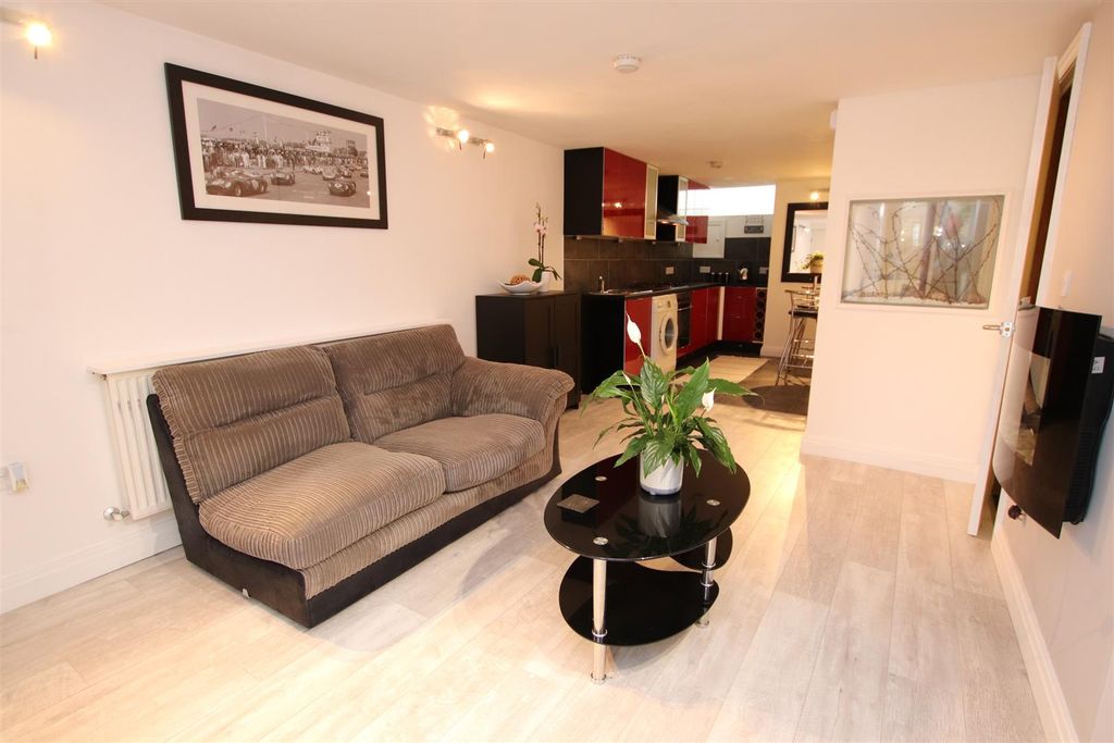 Property photo 2 of 11 Img_0650.Jpg