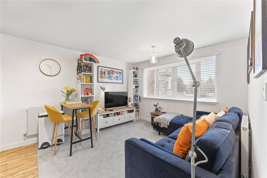 Property photo 2 of 13 Picture No. 08