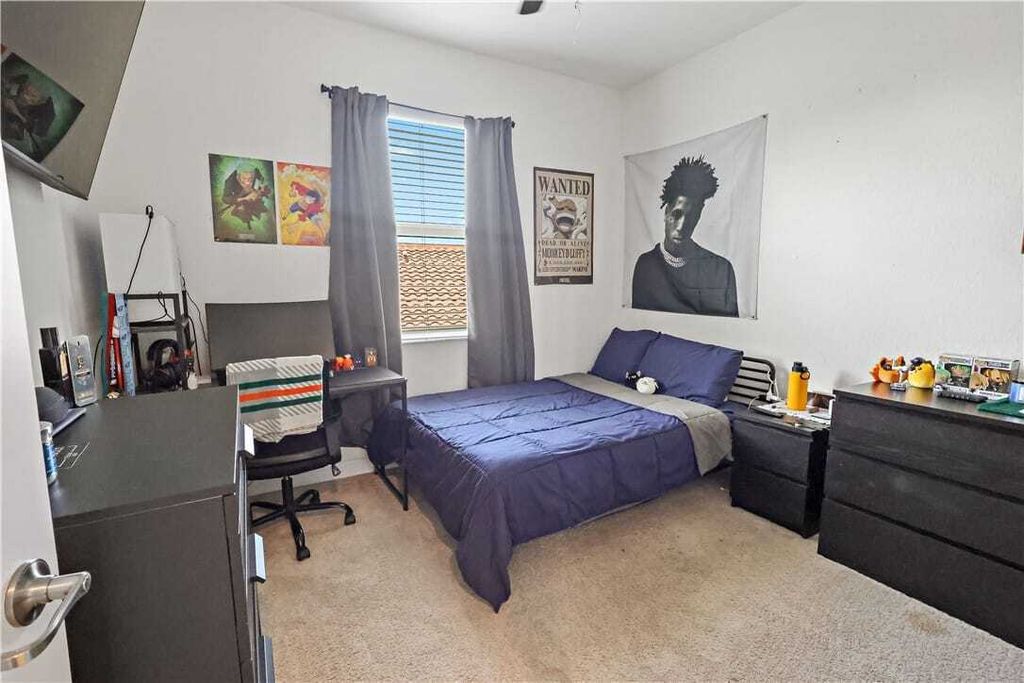 Property photo 3 of 10 <Alttext/>