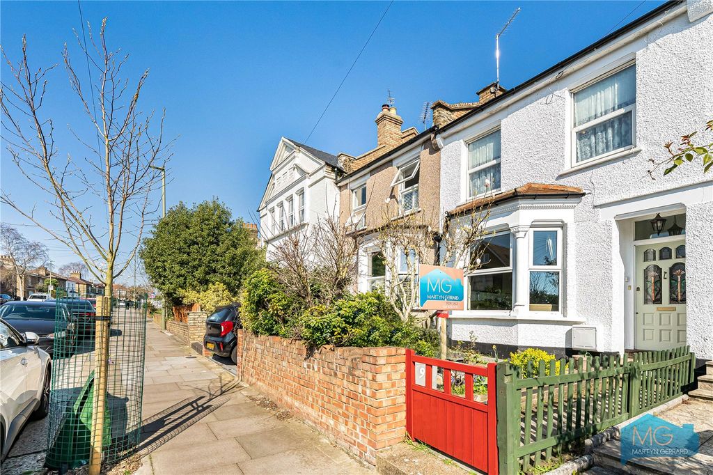 Property photo 2 of 18 Picture No. 30