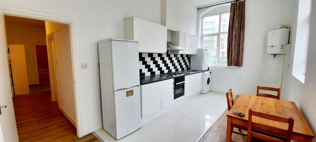 Property photo 3 of 9 Living Room