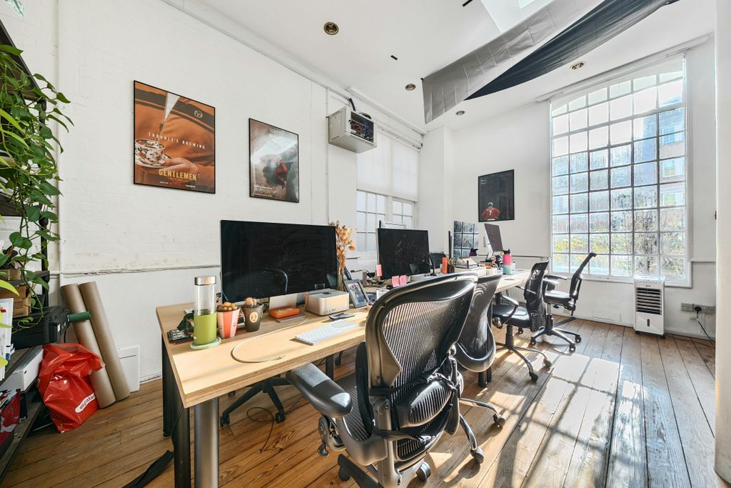 Property photo 3 of 21 13455131068c289De59Cbfarw1.Jpg