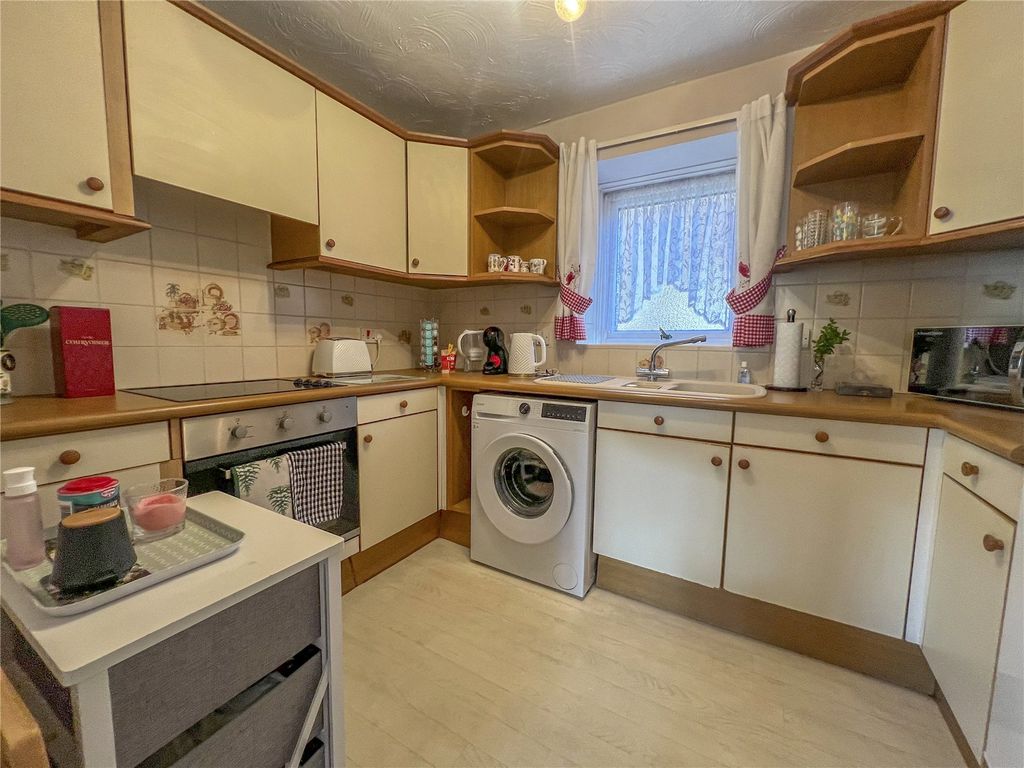Property photo 3 of 12 Picture No. 09