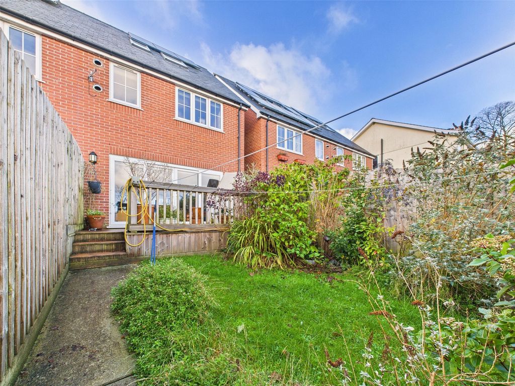 Property photo 2 of 20 Picture No. 08