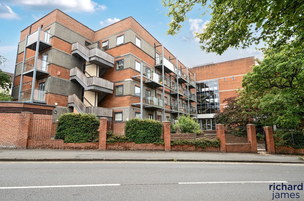 Property photo 1 of 17 E08A679E6d384Bddaab049c01333Aea4