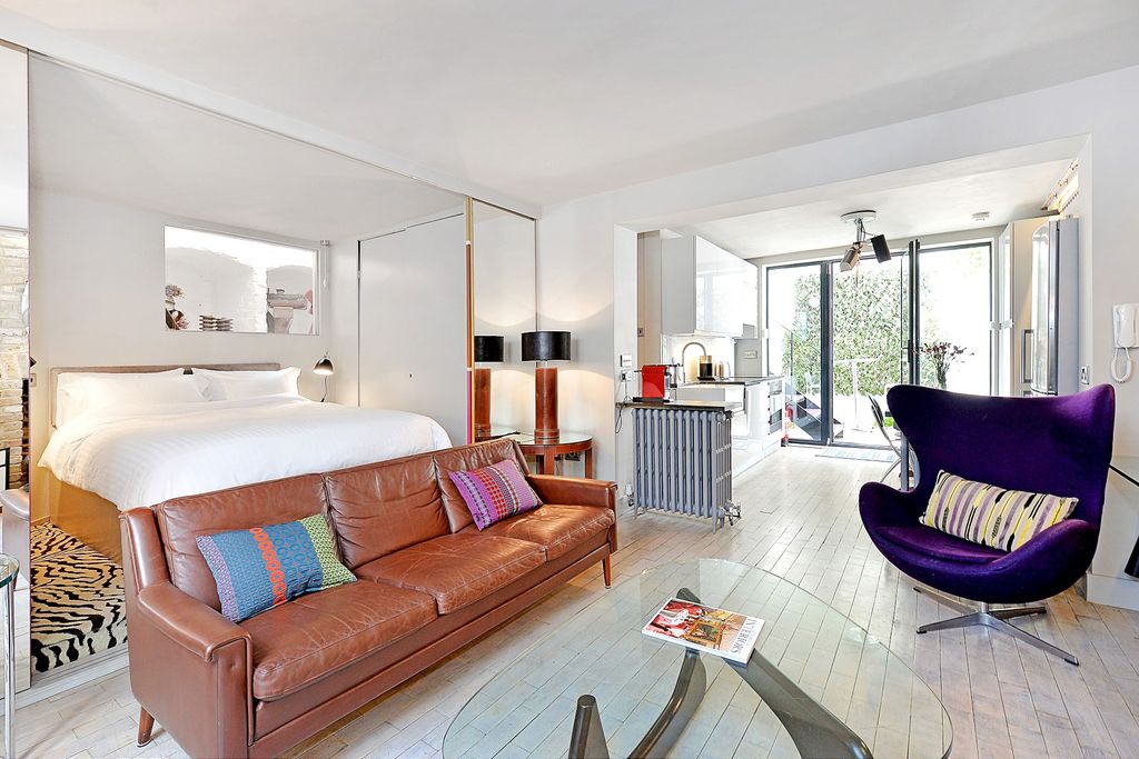 Property photo 3 of 11 Picture 3