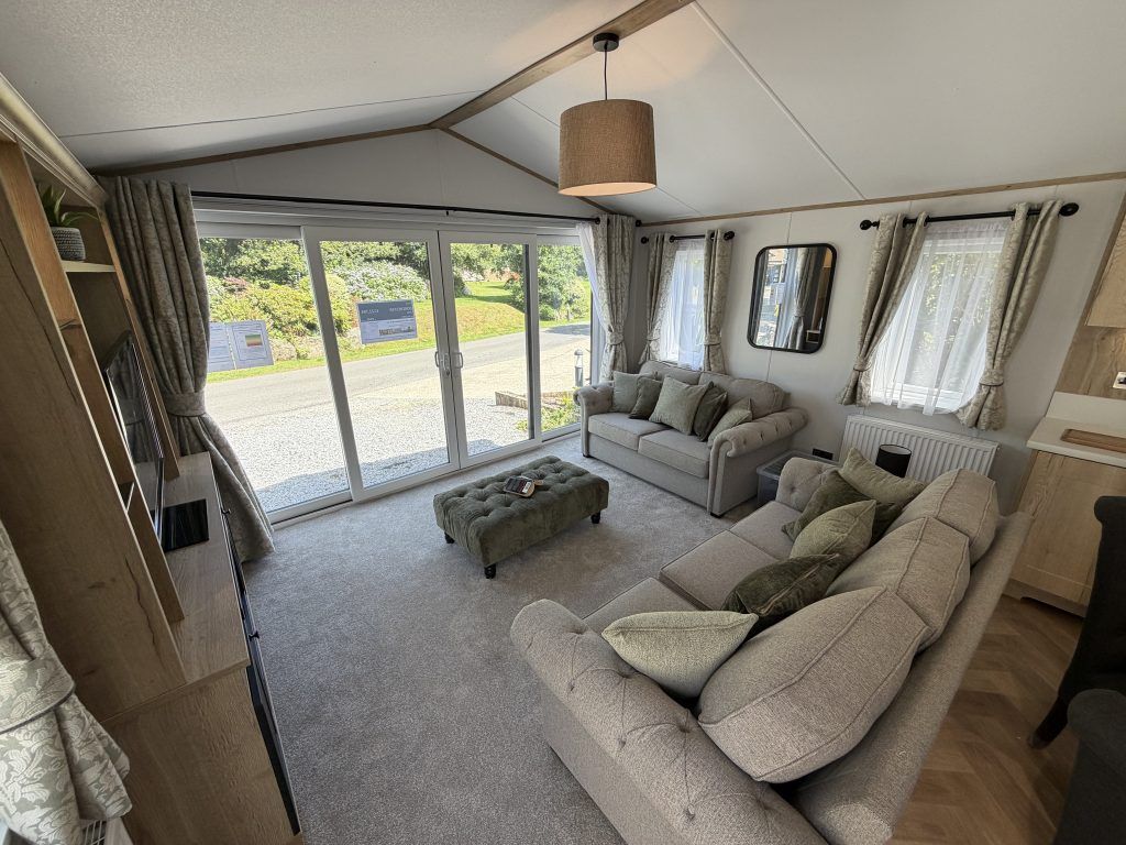 Property photo 2 of 14 Willerby Dorchester Lodge