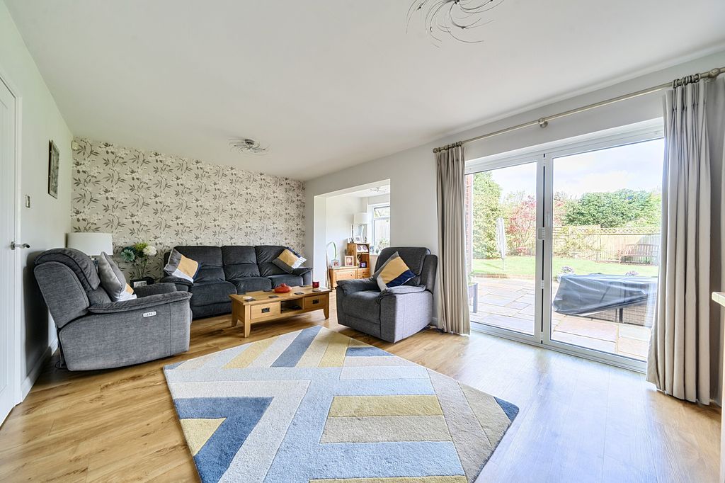 Property photo 3 of 14