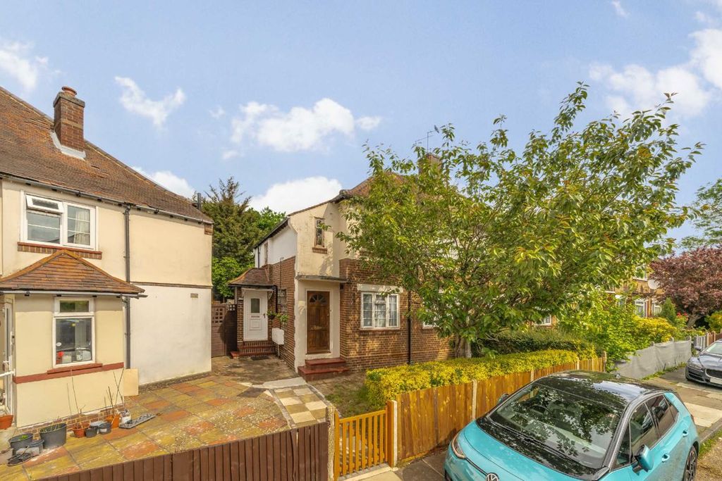 Property photo 1 of 6