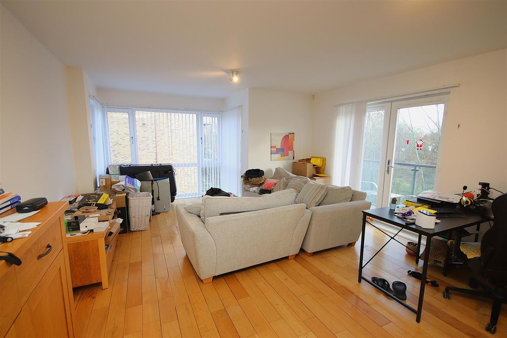 Property photo 3 of 11 Img_5484.Jpg