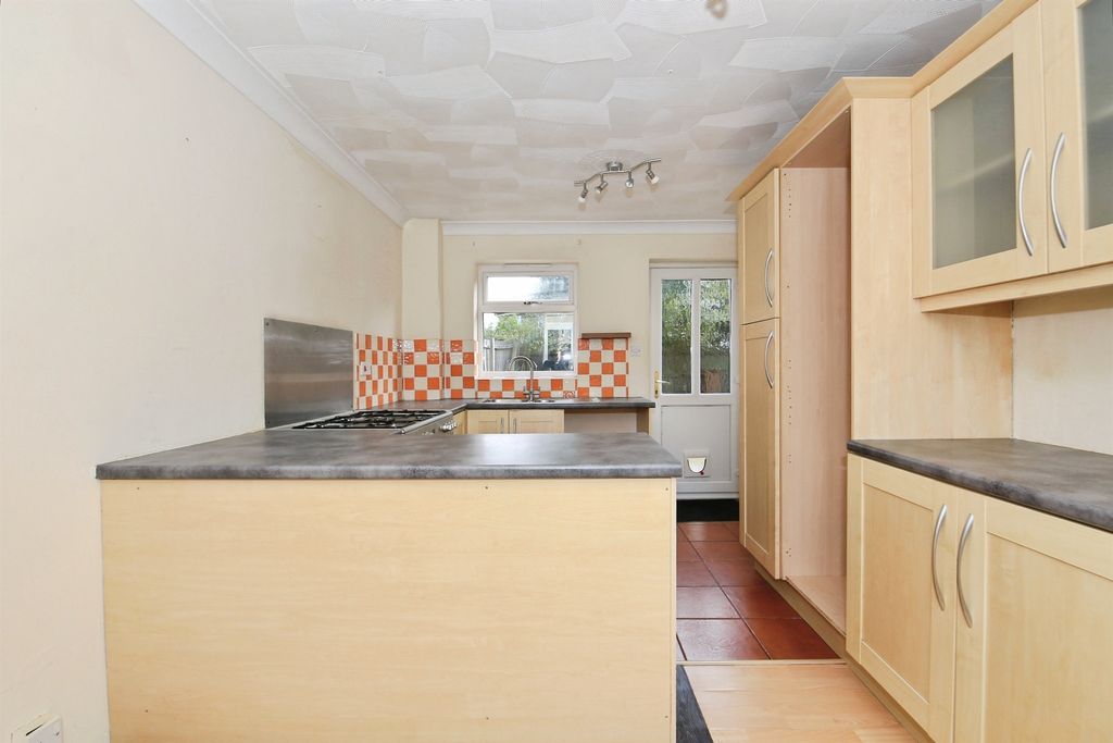 Property photo 3 of 16