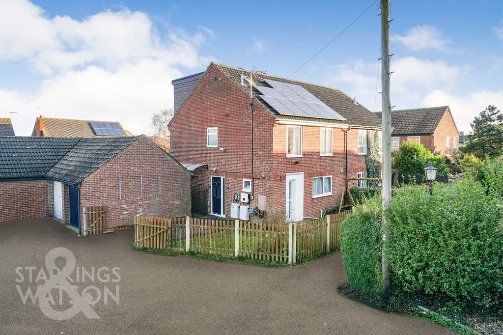 Property photo 1 of 22