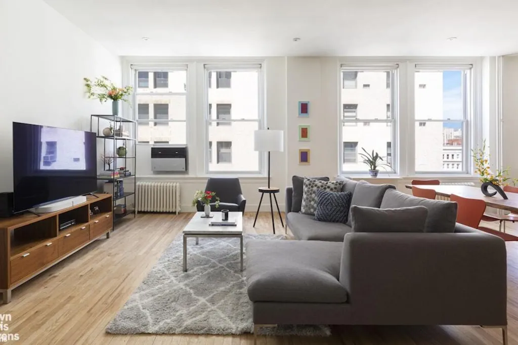 Property photo 2 of 9 <Alttext/>
