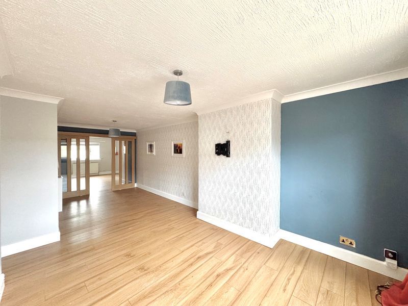 Property photo 3 of 16 Photo 9