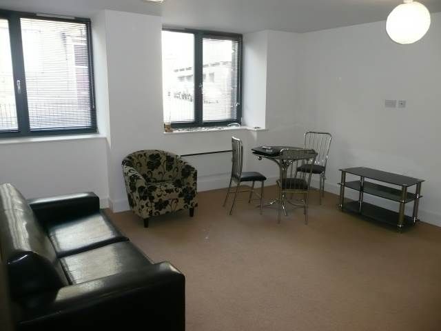 Property photo 1 of 6 Living Room